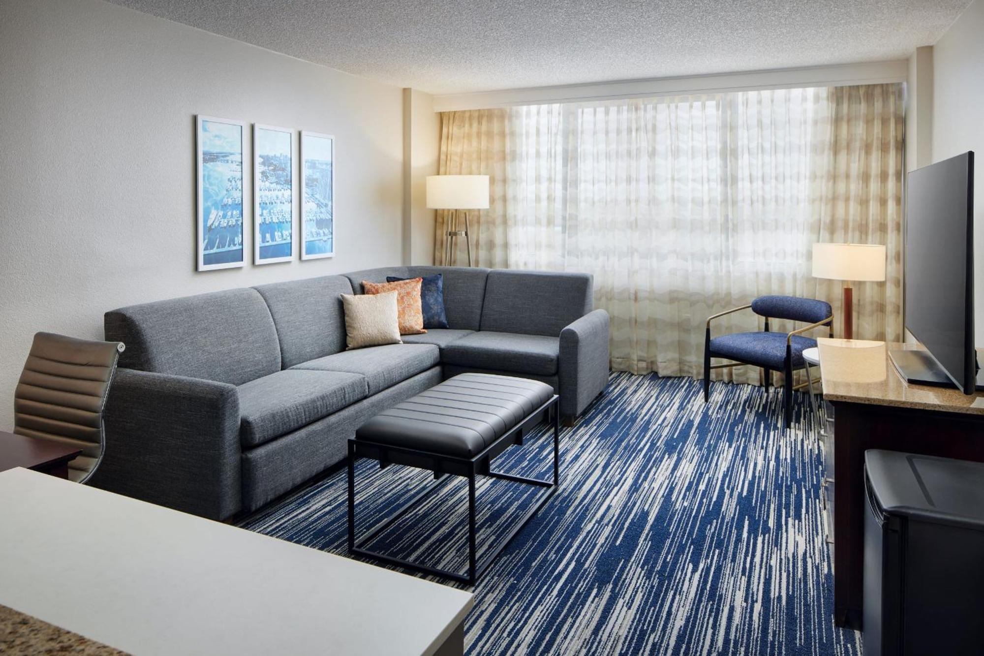 Embassy Suites By Hilton West Palm Beach Central Exterior photo